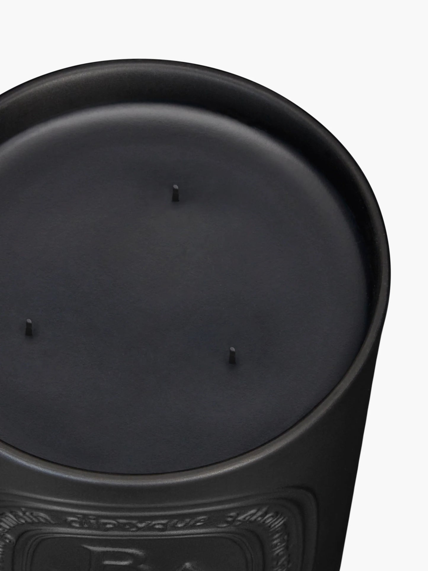 BAIES (BERRIES) LARGE CANDLE - 21.2 OZ