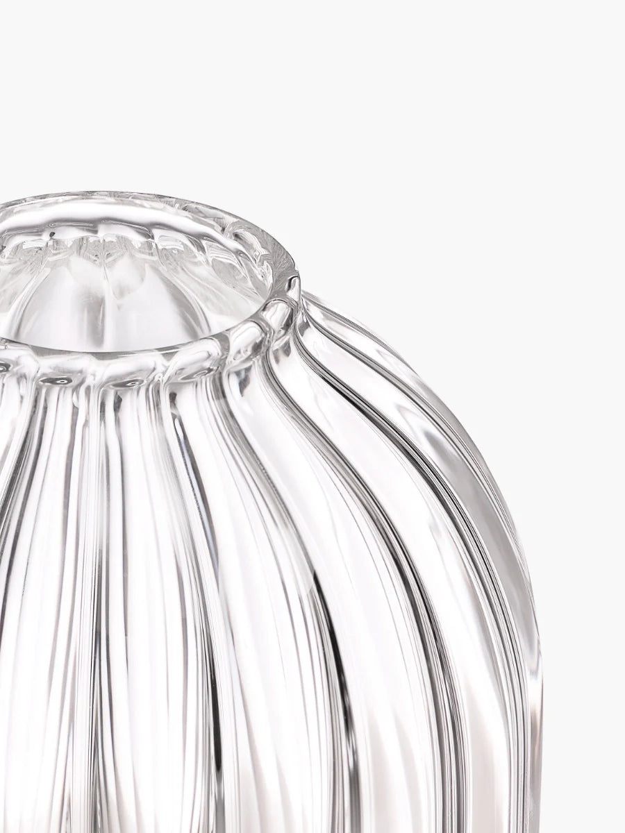 RIBBED CANDLE HOLDER FOR CLASSIC CANDLES