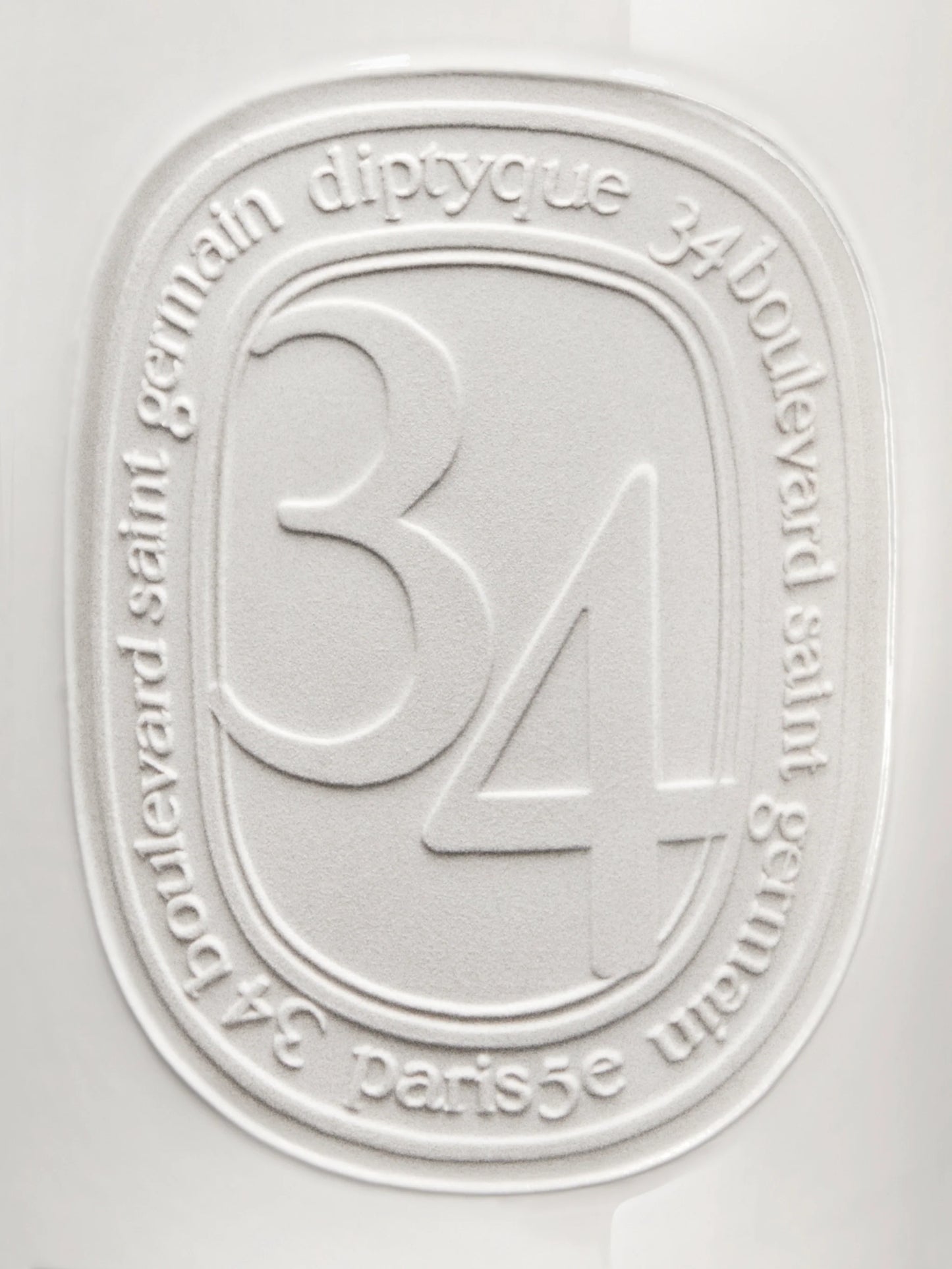 34 BOULEVARD SAINT GERMAIN VERY LARGE CANDLE - 51.3 OZ